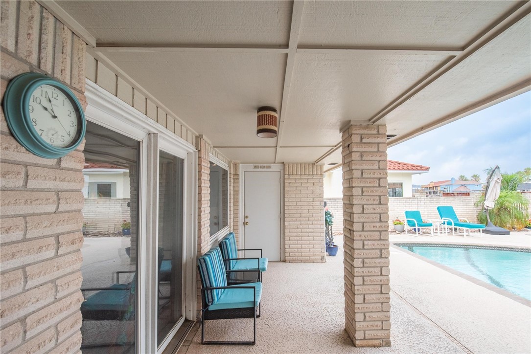 13758 Hawksnest Bay Ave Property Photo 27