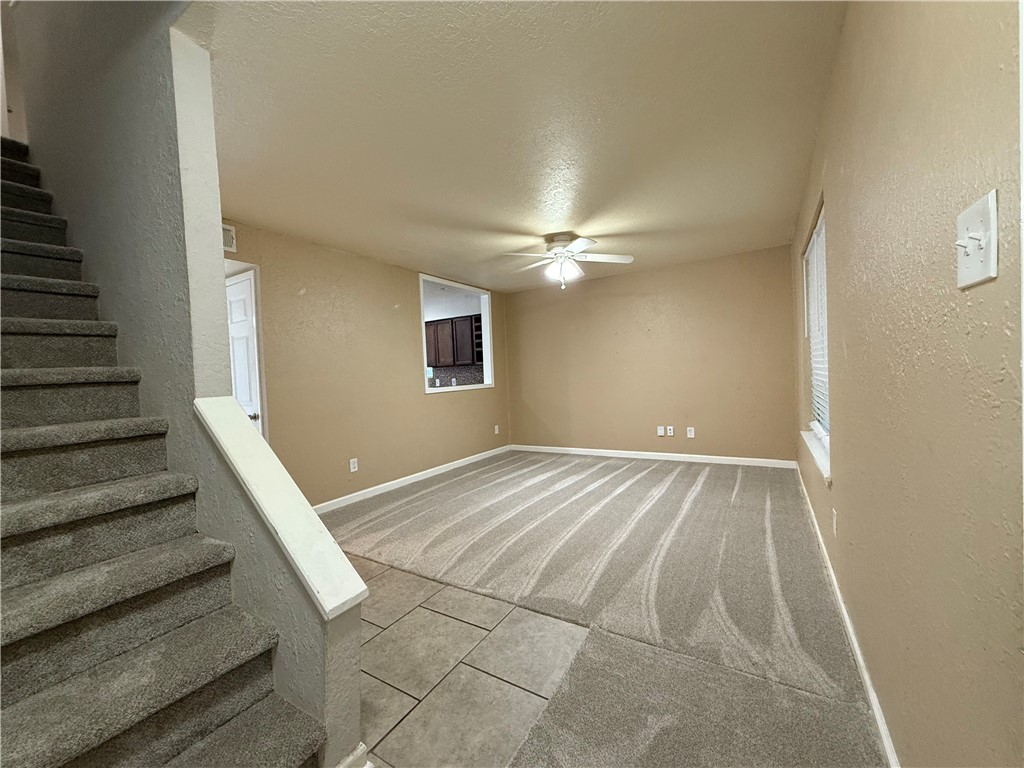 5001 Meandering Ln Property Photo 3