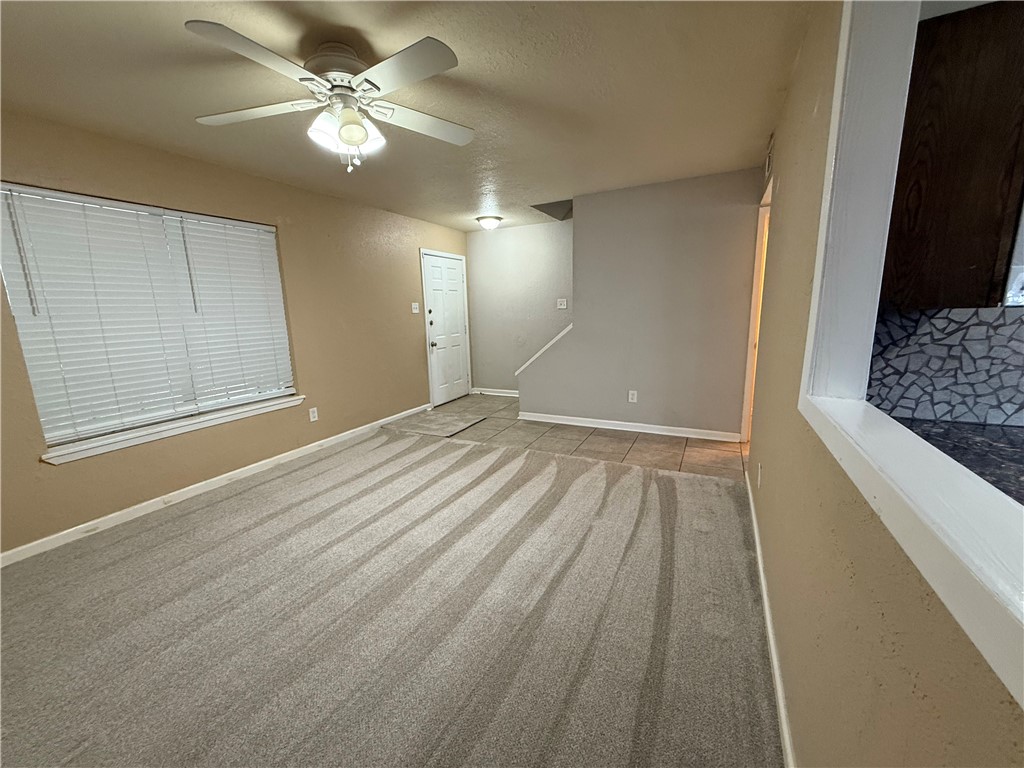 5001 Meandering Ln Property Photo 4
