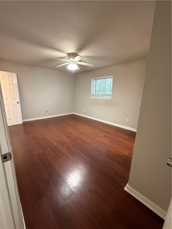 5001 Meandering Ln Property Photo 18