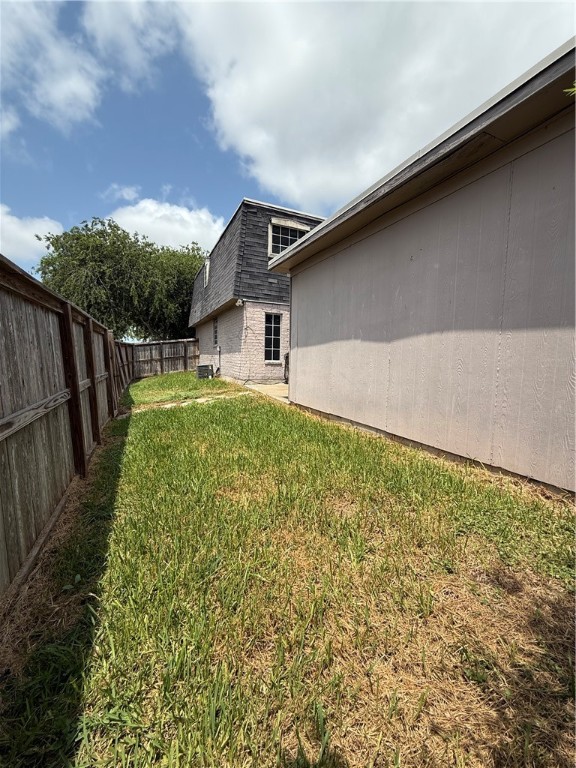 5001 Meandering Ln Property Photo 24