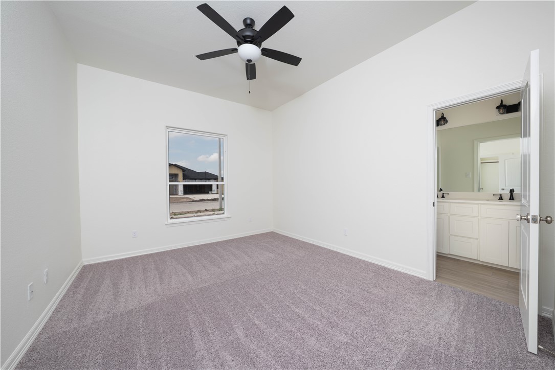 1437 Lois Chesney St Property Photo 14