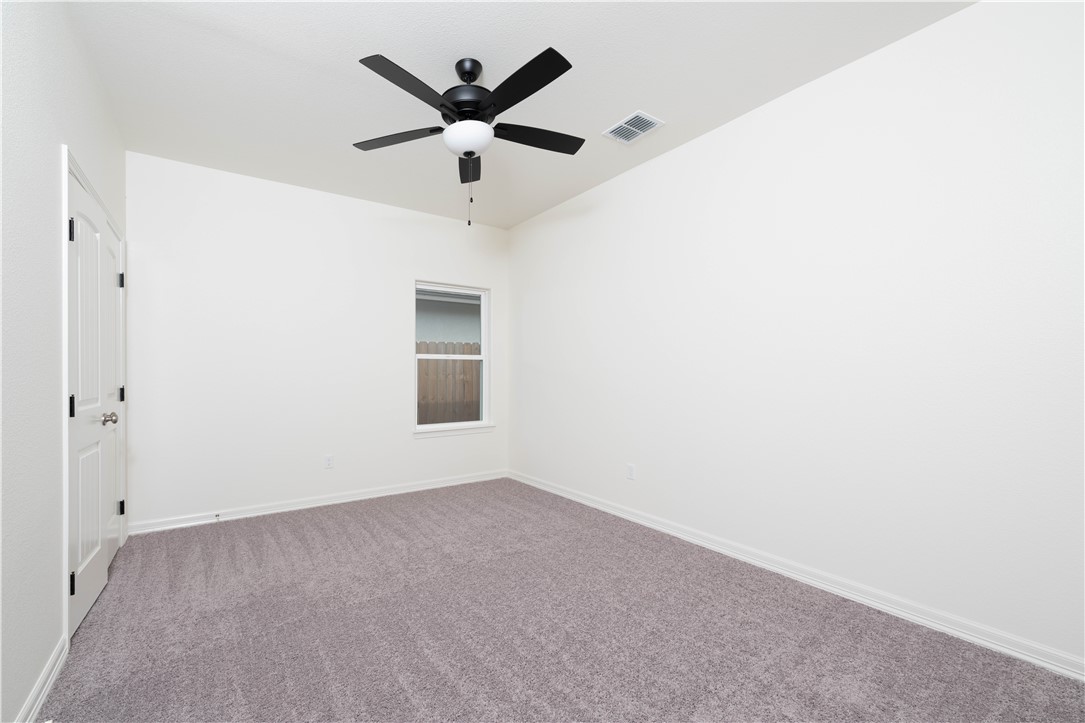 1437 Lois Chesney St Property Photo 18