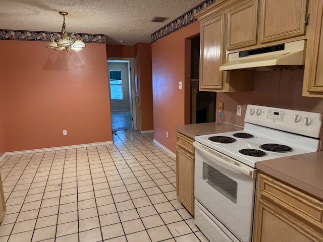 6026 Blue Water Dr Property Photo 5