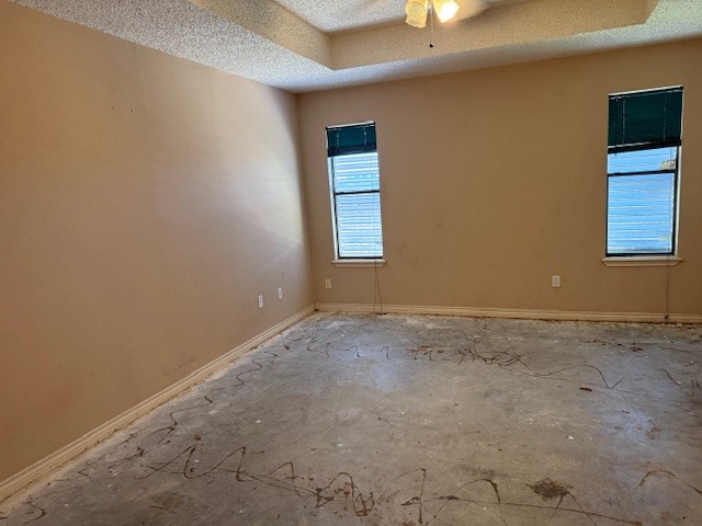 6026 Blue Water Dr Property Photo 8