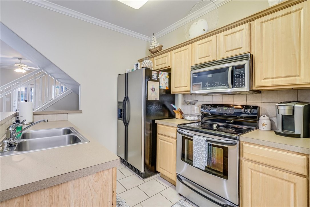 14202 Encantada Ave 302 Property Photo 4