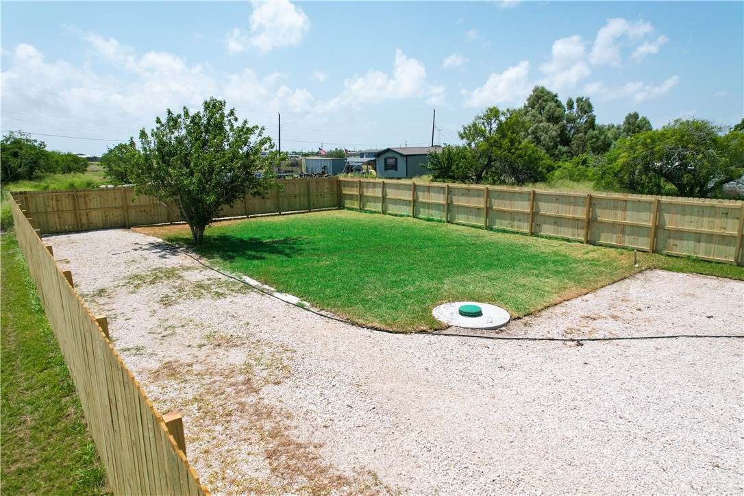 111 Little San Antonio Property Photo 1