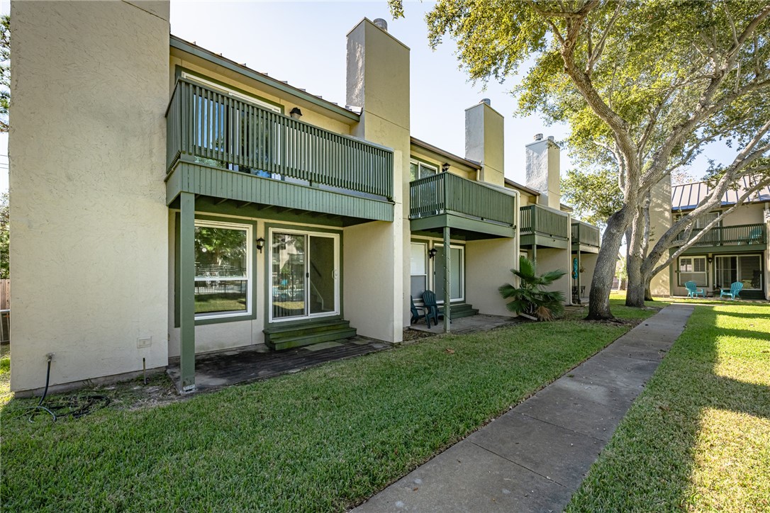 302 Saint Andrews St J-101 Property Photo 4