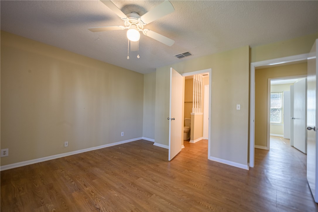 302 Saint Andrews St J-101 Property Photo 20