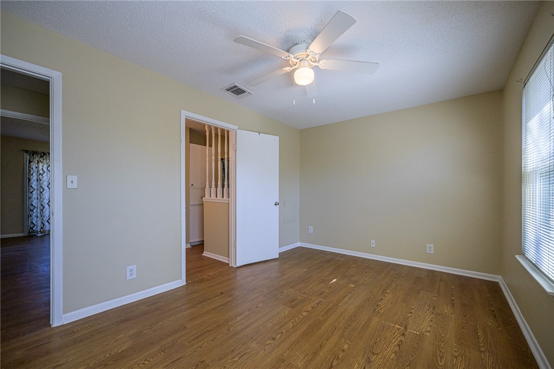 302 Saint Andrews St J-101 Property Photo 30