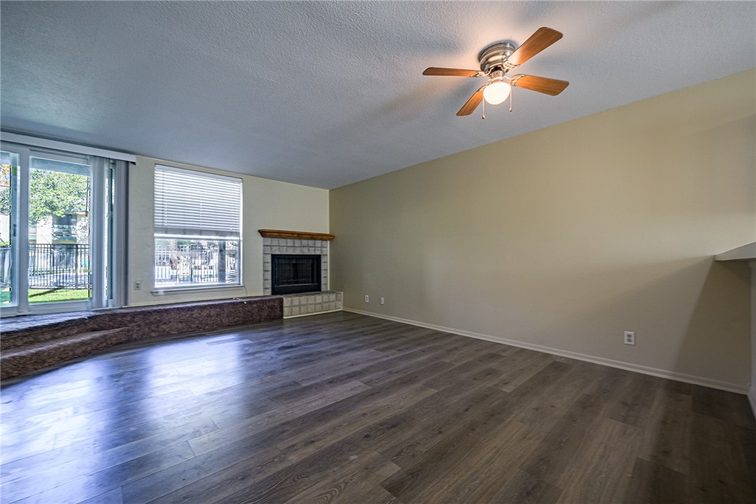 302 Saint Andrews St J-103 Property Photo 8