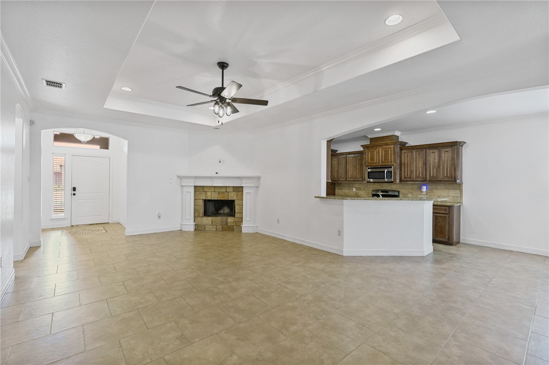 2633 Date Palm Dr Property Photo 8
