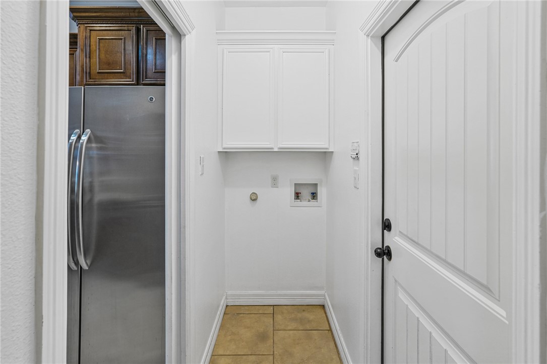 2633 Date Palm Dr Property Photo 13