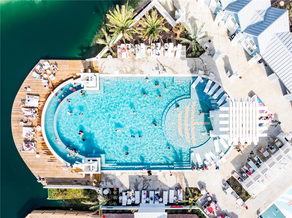 209 S Shore Dr Property Photo 34