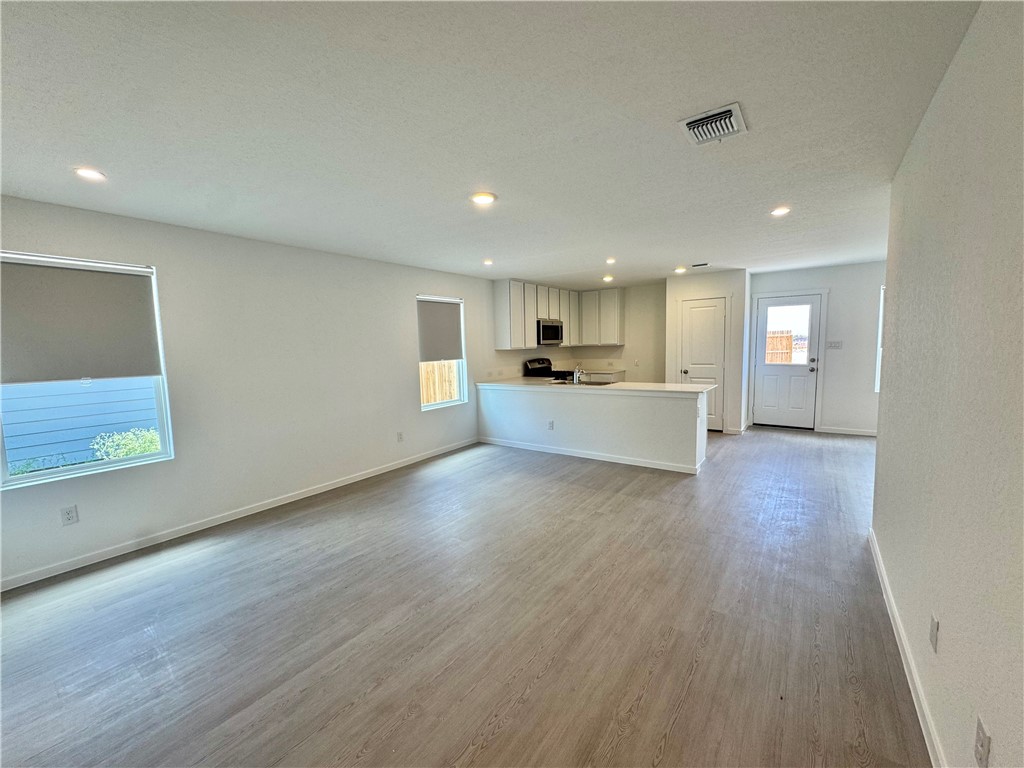 2713 Lannister Property Photo 9