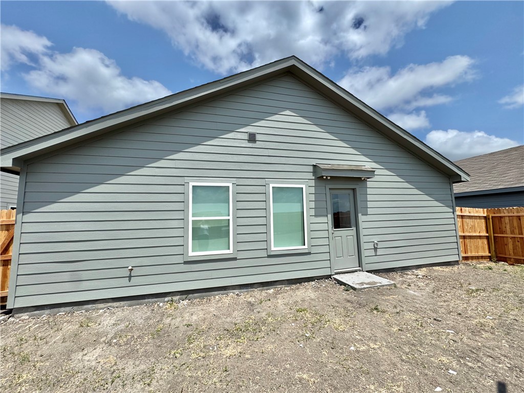 2713 Lannister Property Photo 20