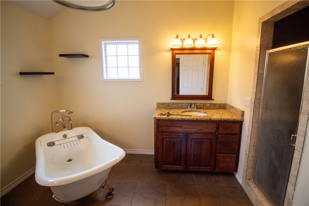 125 Red Bird Ridge Property Photo 12