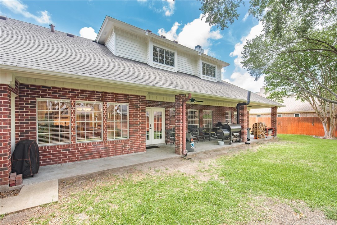 5918 Woodmere Dr Property Photo 31