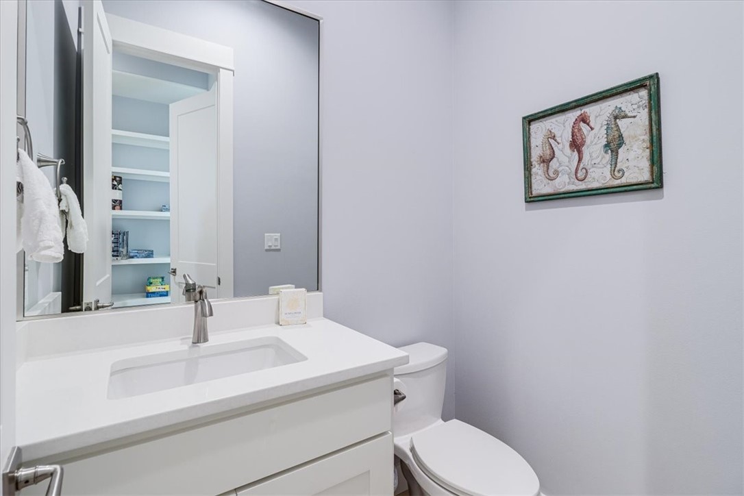 648 Kings Crown Property Photo 25