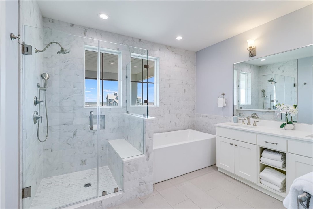 648 Kings Crown Property Photo 34