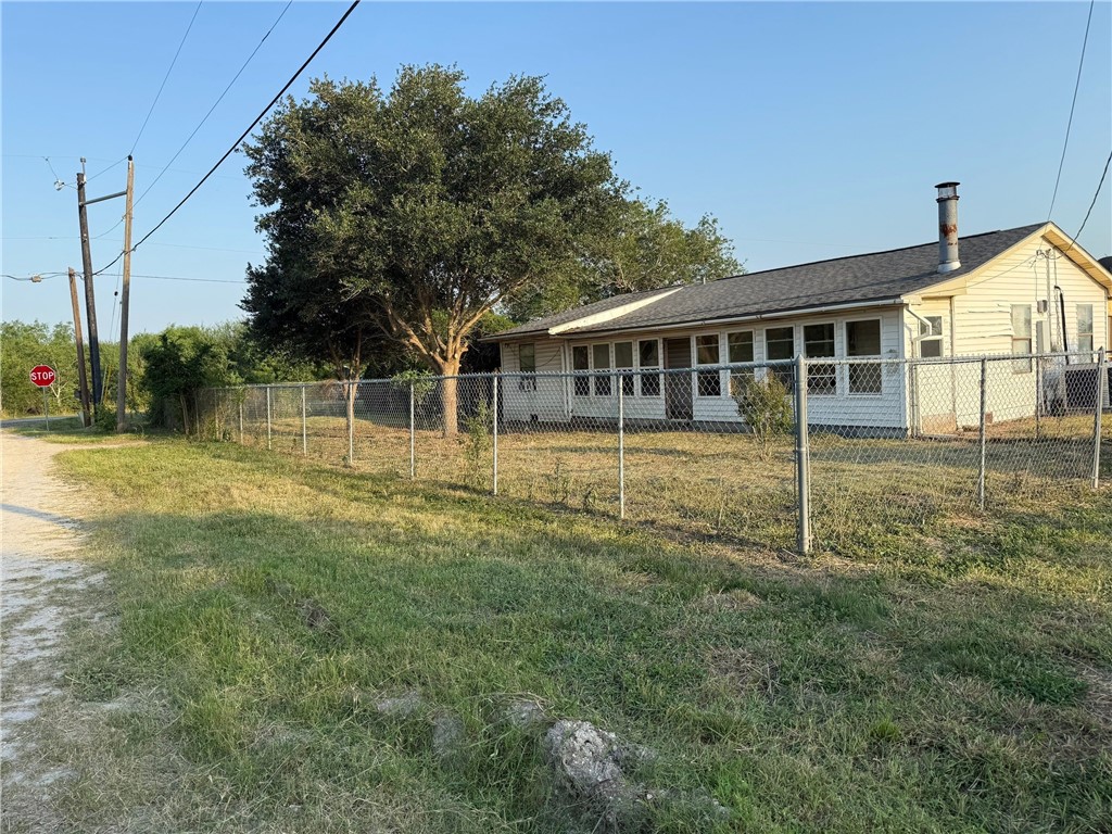 9553 County Road 249 Property Photo 2