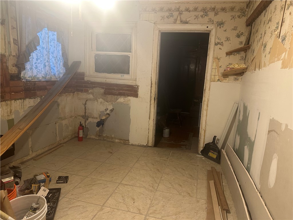 321 Cortez St Property Photo 7