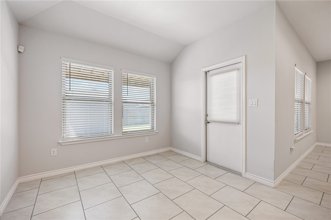 3901 Jayden Dr Property Photo 16