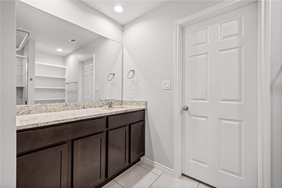 3901 Jayden Dr Property Photo 20