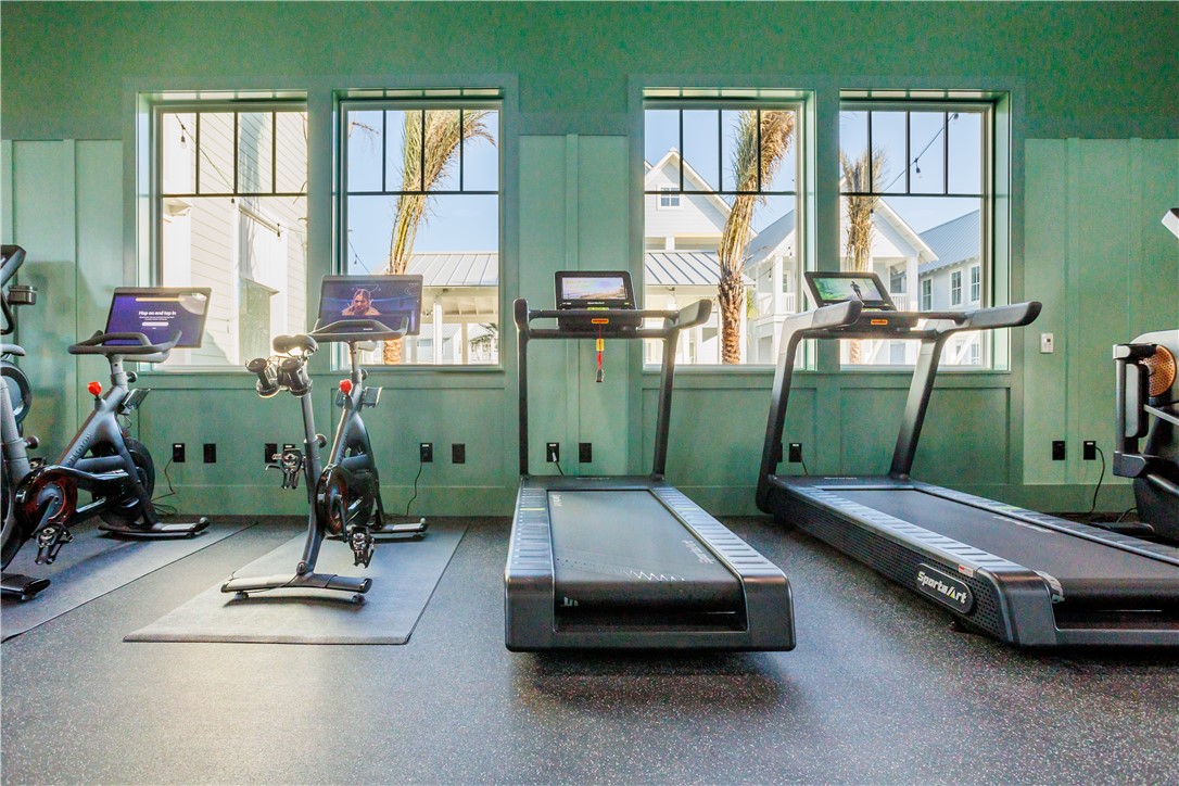 205 S Shore Dr Property Photo 22