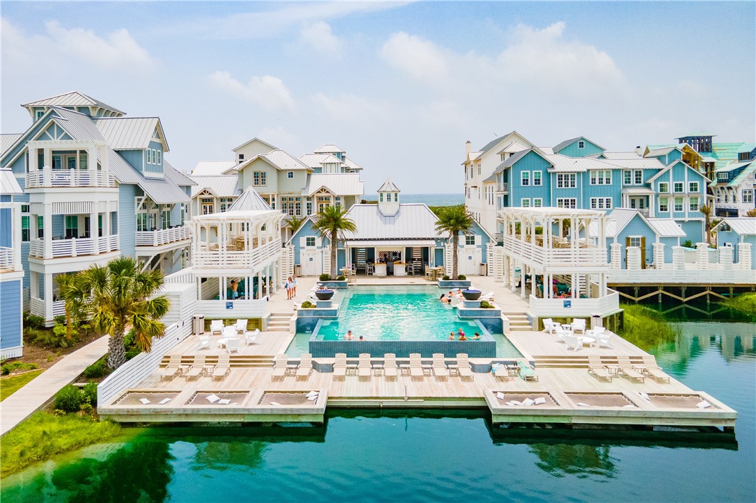 205 S Shore Dr Property Photo 24