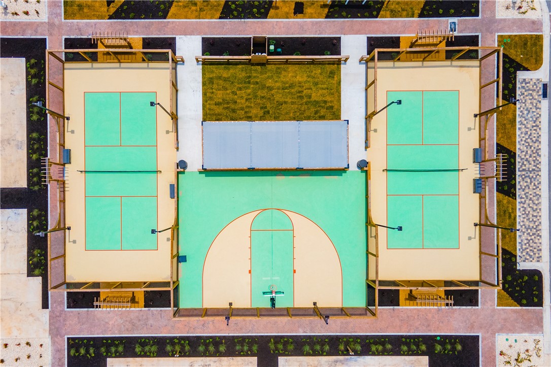 205 S Shore Dr Property Photo 33