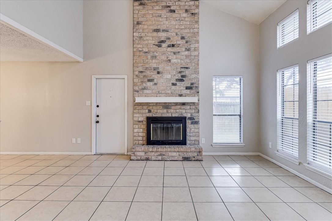 11205 Willowood Creek Dr C Property Photo 5