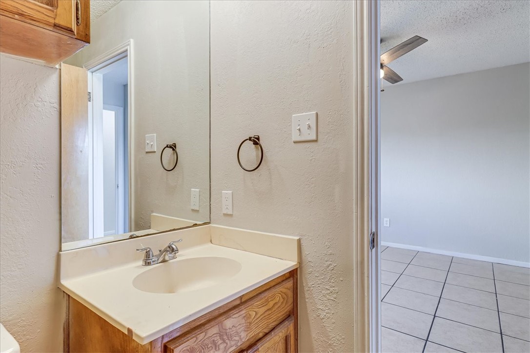 11205 Willowood Creek Dr C Property Photo 26