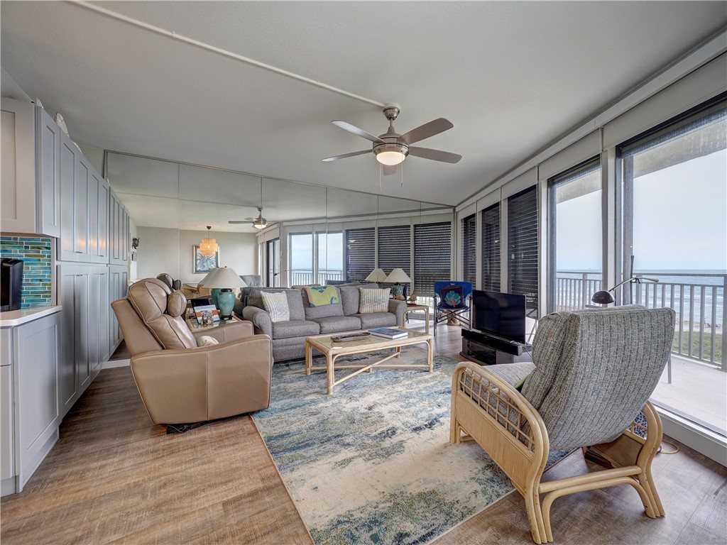 6649 Seacomber Dr 309 Property Photo 11