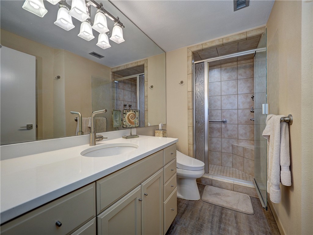6649 Seacomber Dr 309 Property Photo 16