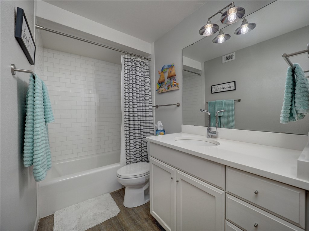 6649 Seacomber Dr 309 Property Photo 21