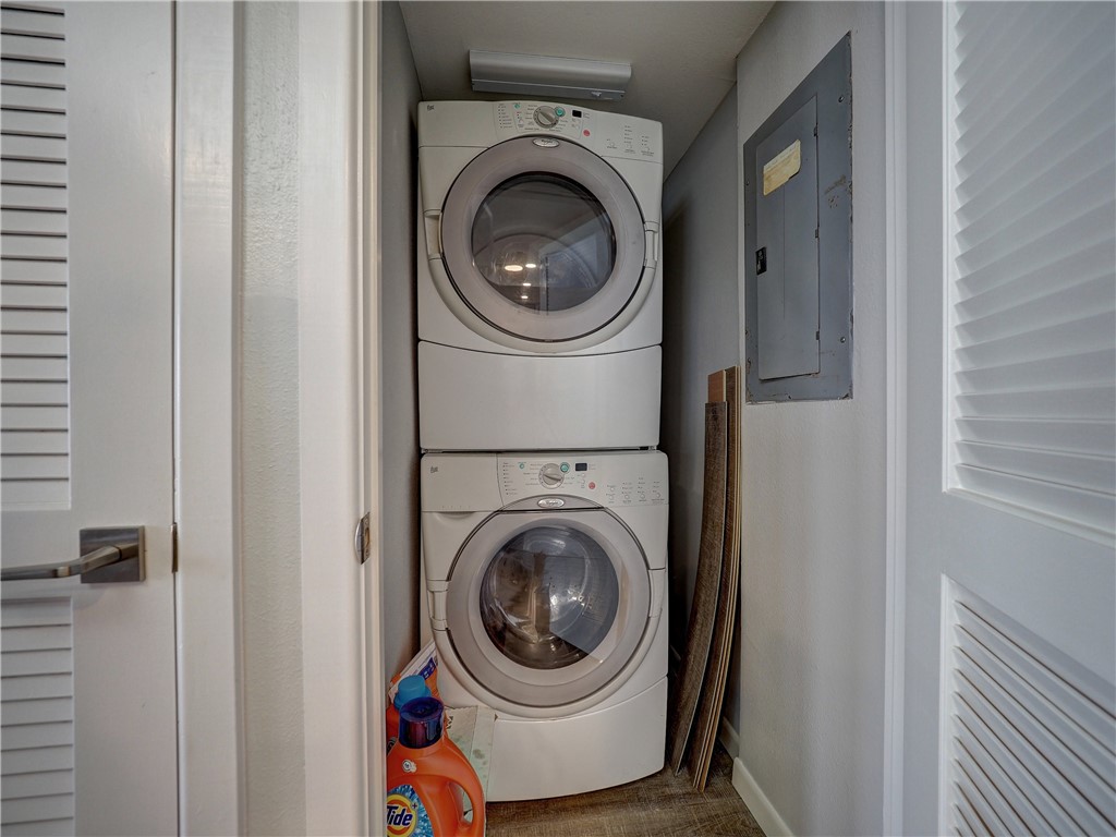 6649 Seacomber Dr 309 Property Photo 24
