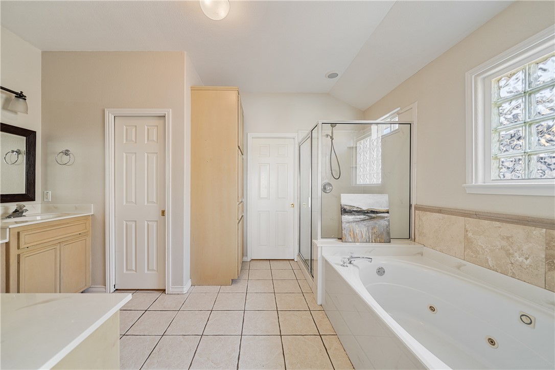 15929 San Felipe Dr Property Photo 21