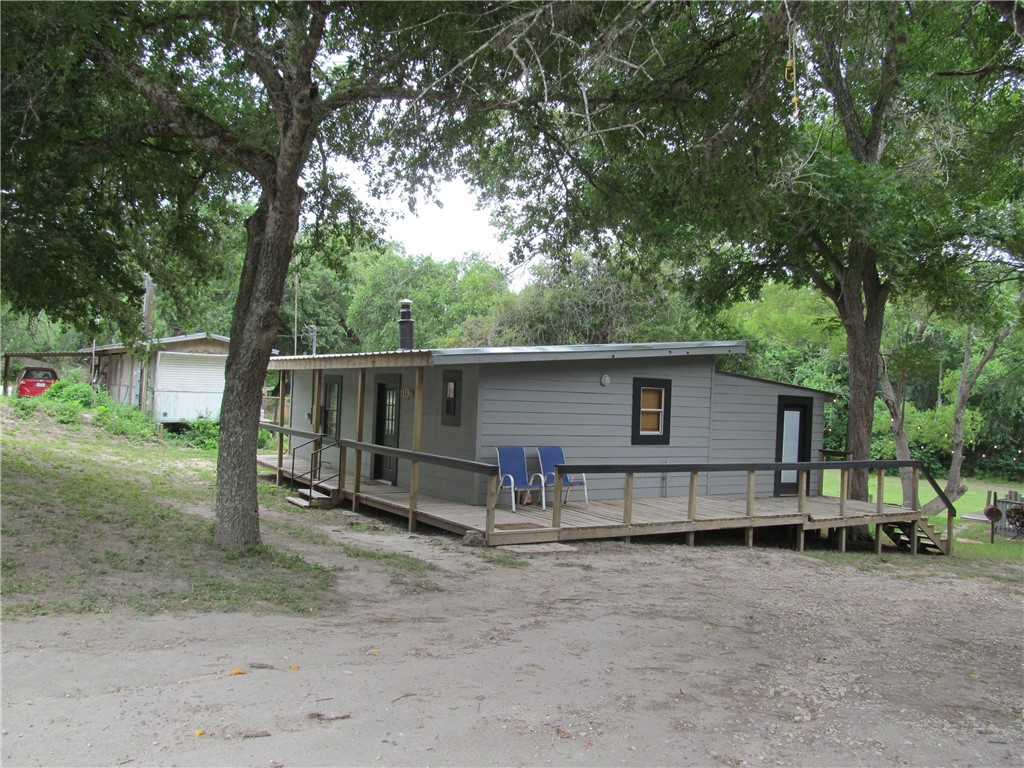 119 Horseshoe Clf Property Photo 3