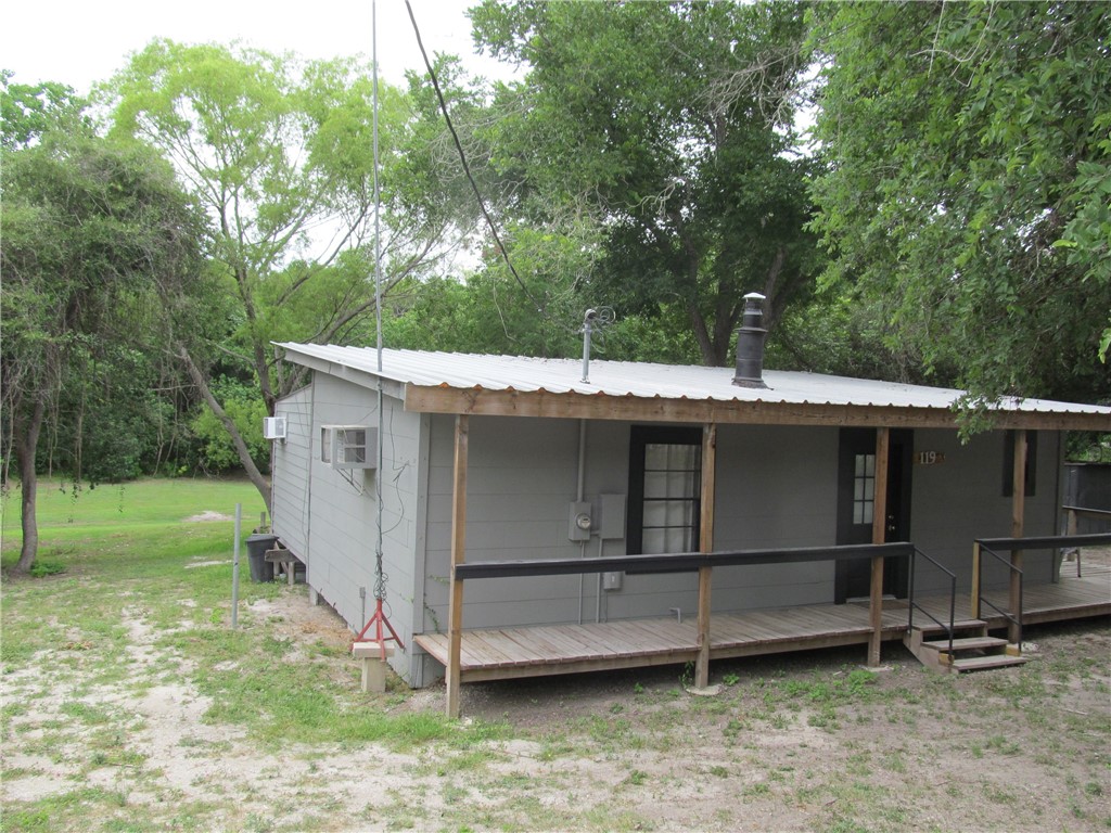 119 Horseshoe Clf Property Photo 5