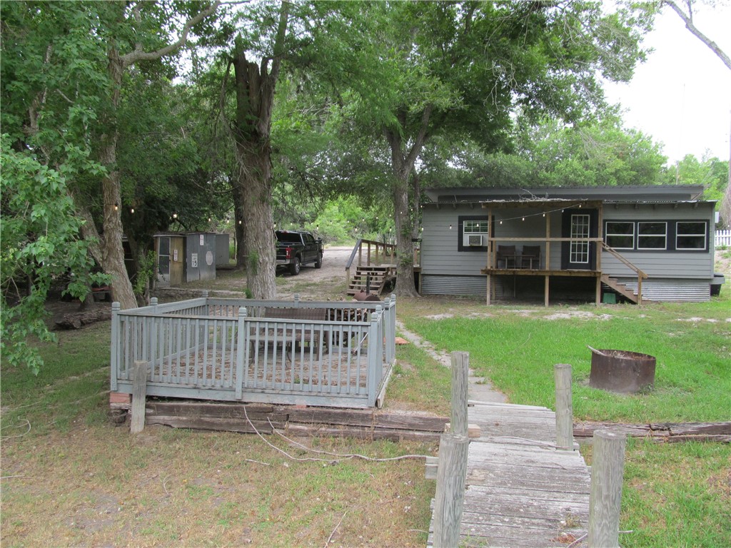 119 Horseshoe Clf Property Photo 8