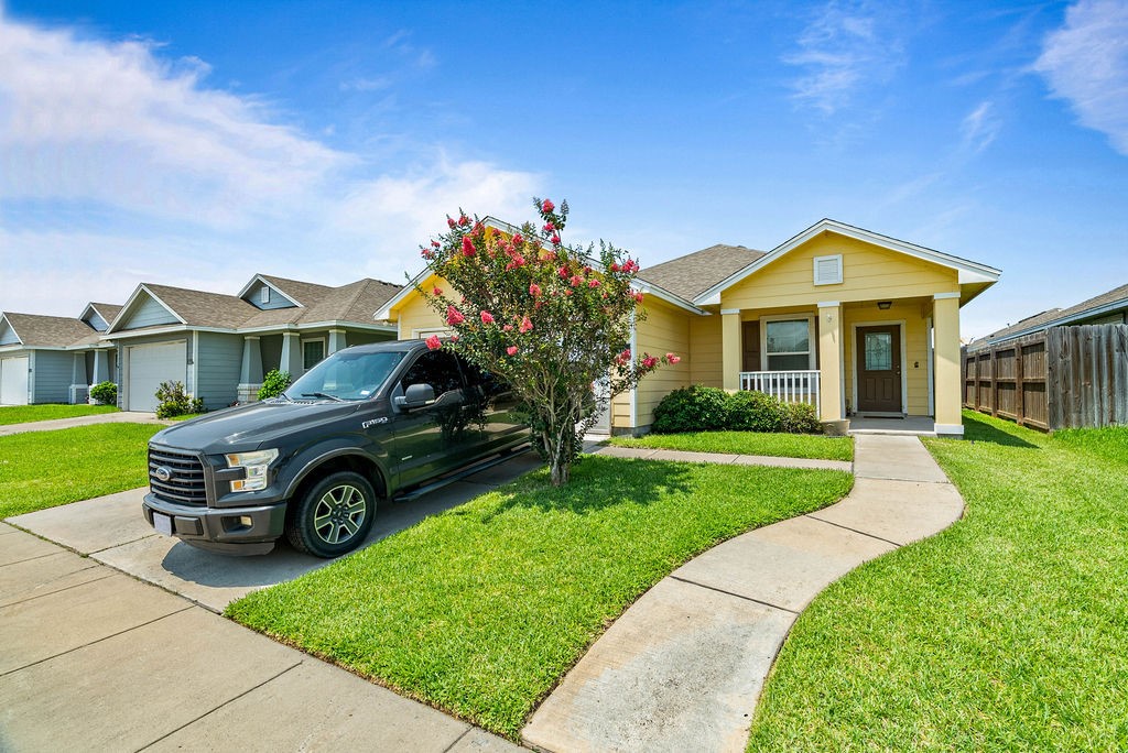 7418 Oshman Dr Property Photo 1