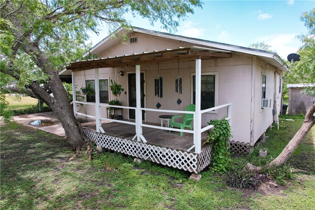 24757 County Road 340 Property Photo 1