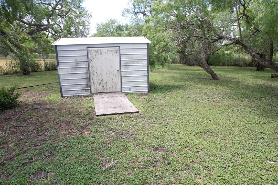 24757 County Road 340 Property Photo 27