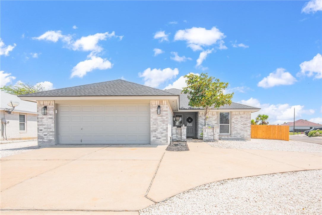 13948 Lighthouse Dr Property Photo 1