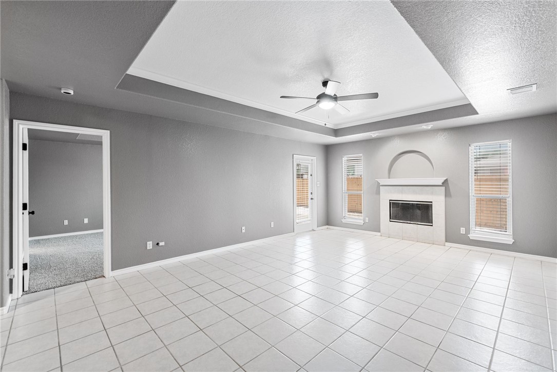 13948 Lighthouse Dr Property Photo 6