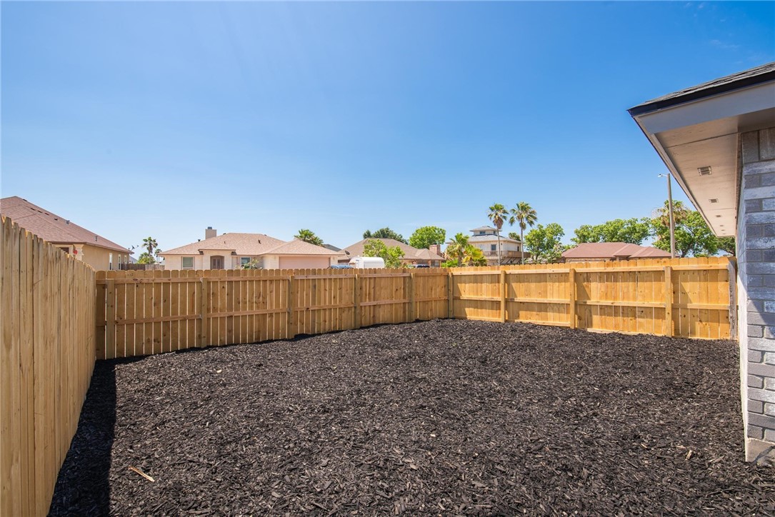 13948 Lighthouse Dr Property Photo 32