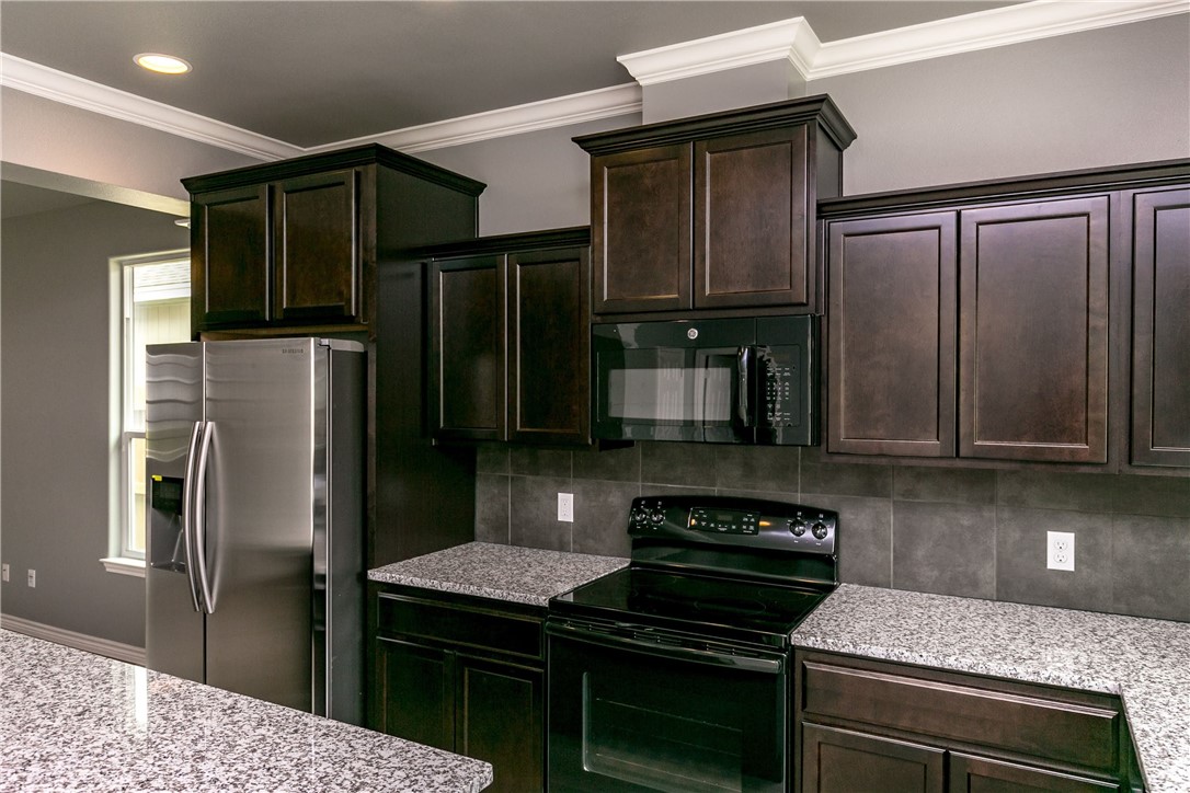 Undefined Property Photo 3