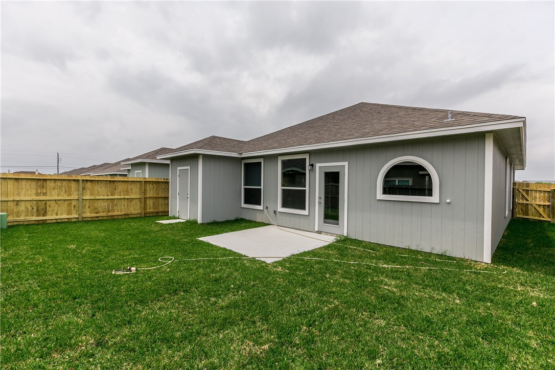 Undefined Property Photo 12