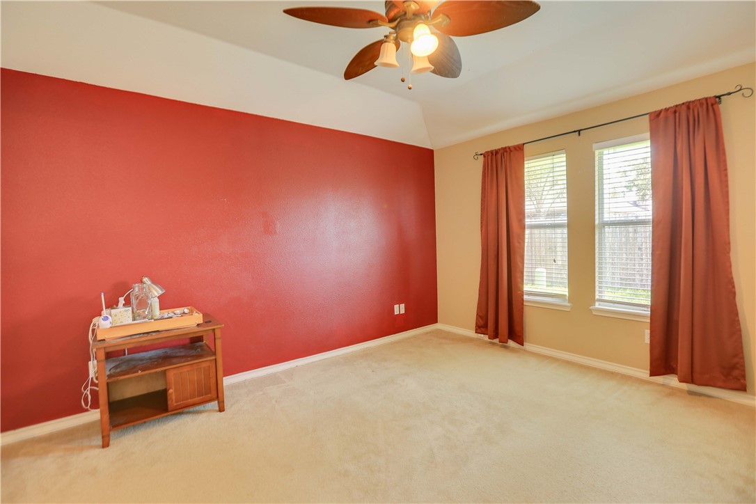 5933 Brightwood Dr Property Photo 8